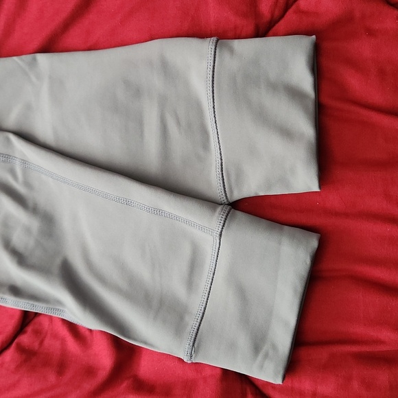 Born Primitive Pleated Moto Leggings NWOT size S - Picture 8 of 8